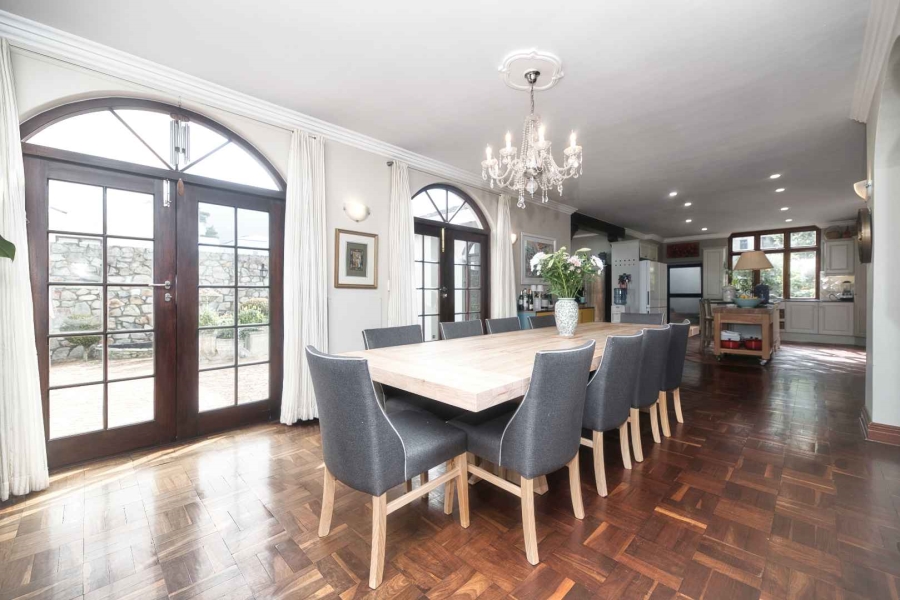 7 Bedroom Property for Sale in Voelklip Western Cape
